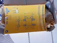Dobradiça para porta de saloon