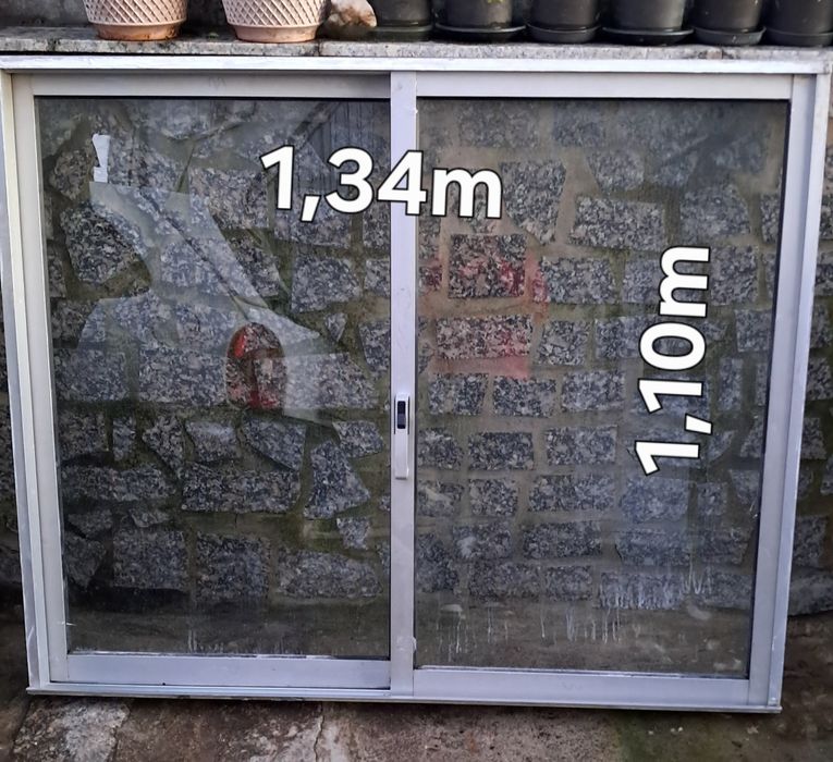 Janelas de alumínio  de correr