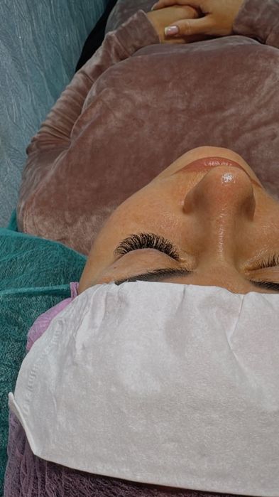 Запрошую на нарощування вій