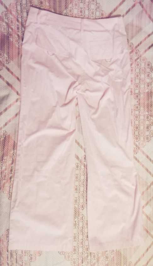 Чудові рожеві літні жіночі брюки з вишивкою
