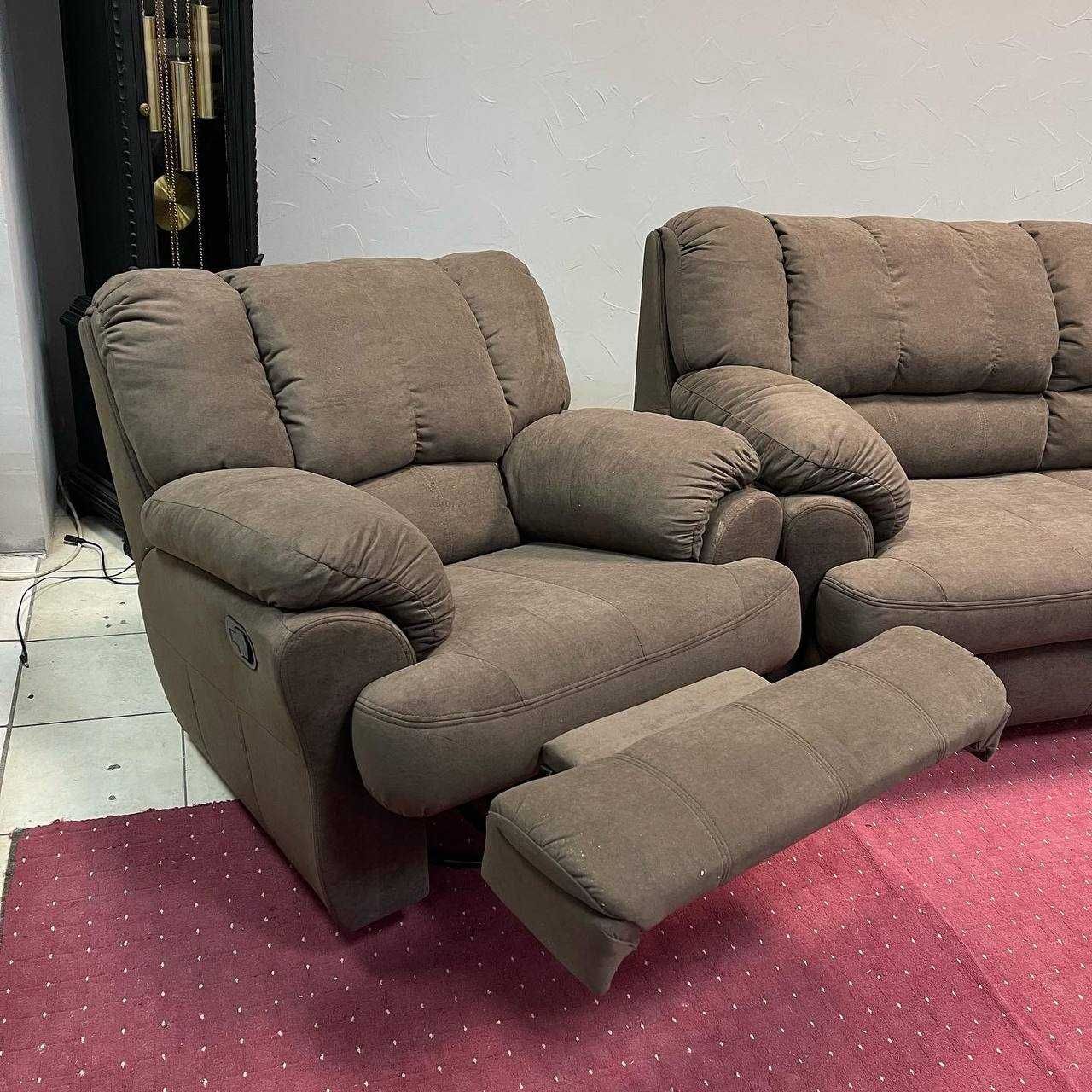 Комплект меблів Реклайнер диван та два крісла