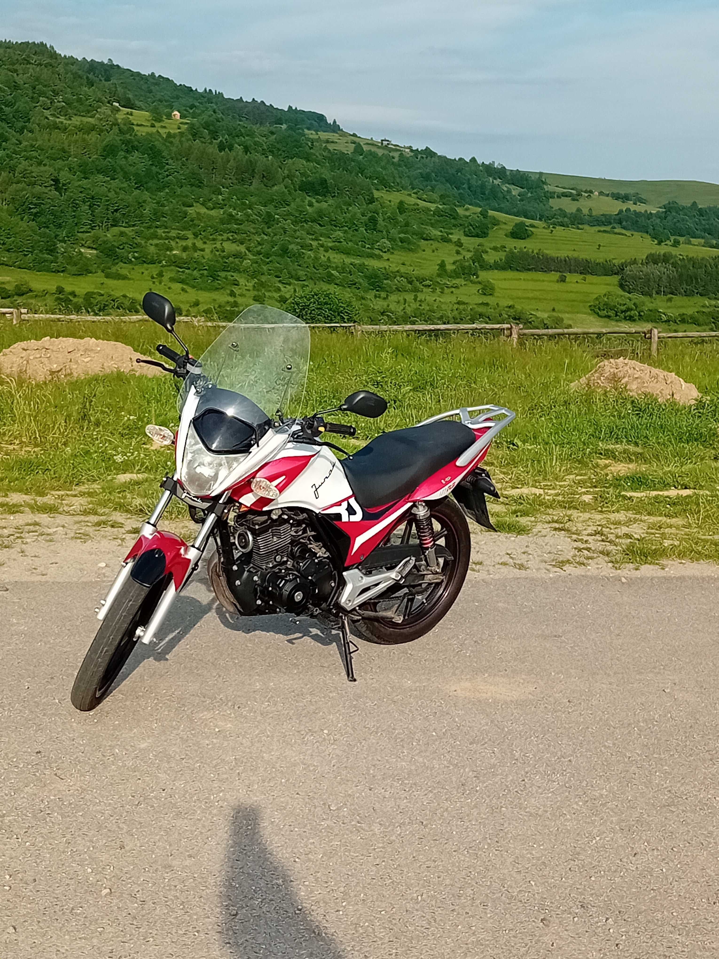 Junak 122 RS szosowo-turystyczny
