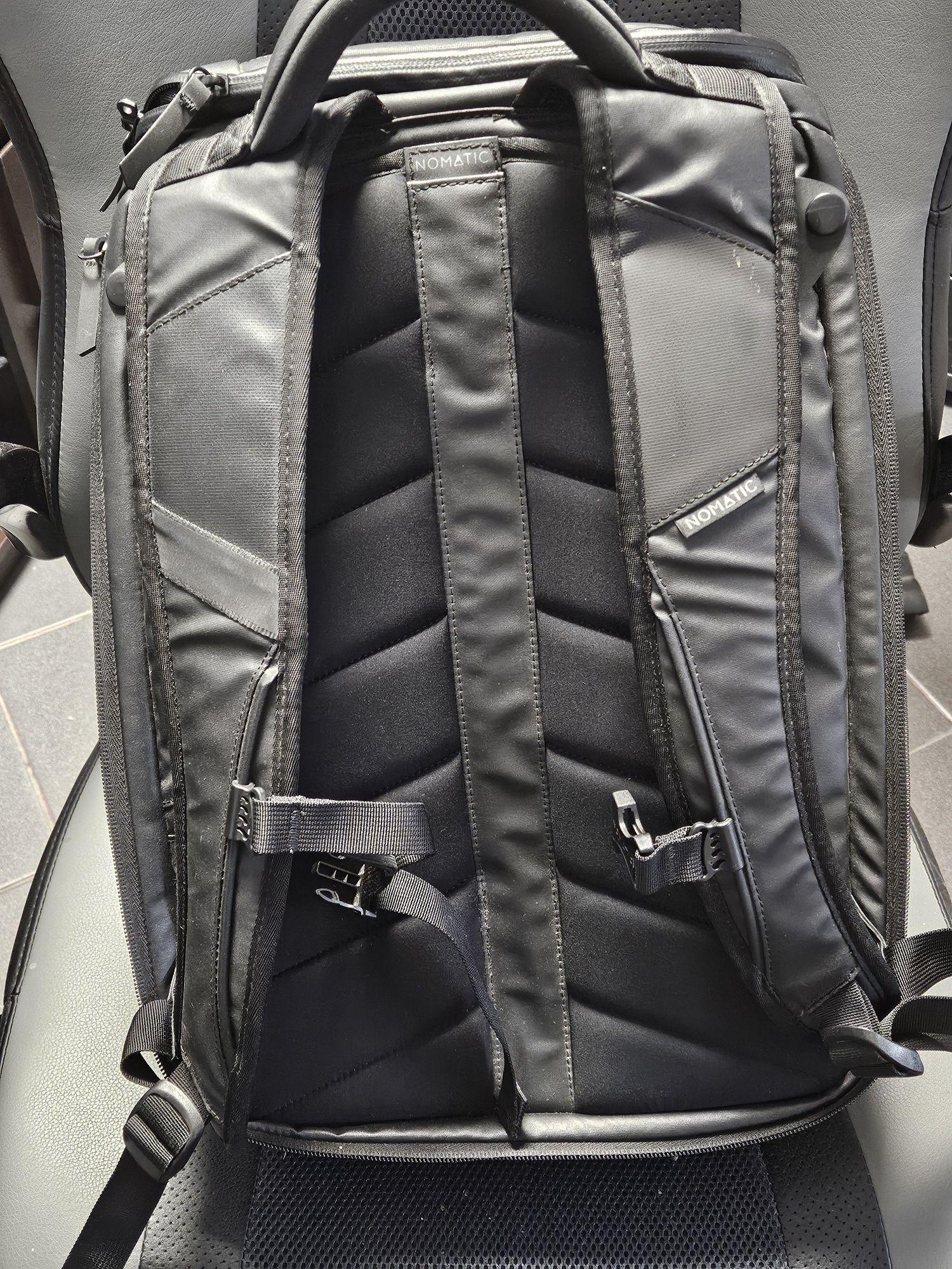 Plecak Nomatic  Backpack 20-23l OKAZJA idealny stan