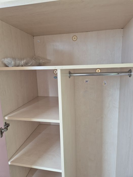 Шкаф для одежды в детскую комнату. Разобран