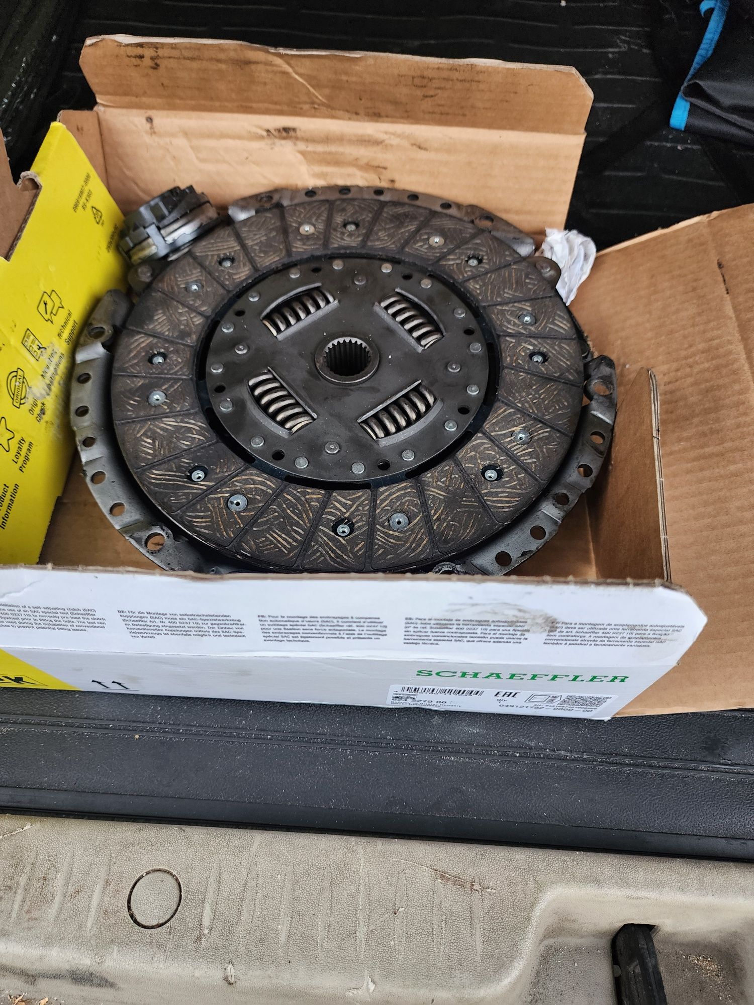 Material Audi A4 b5