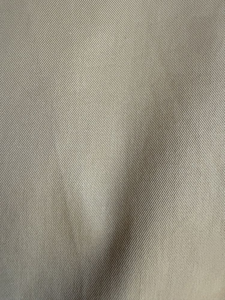 Musztardowe damskie spodnie chinosy Massimo Dutti 40
