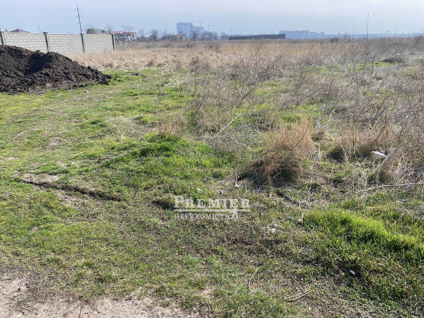 Ділянка 5 соток у Фонтанці. Поряд ТЦ Рів'єра.