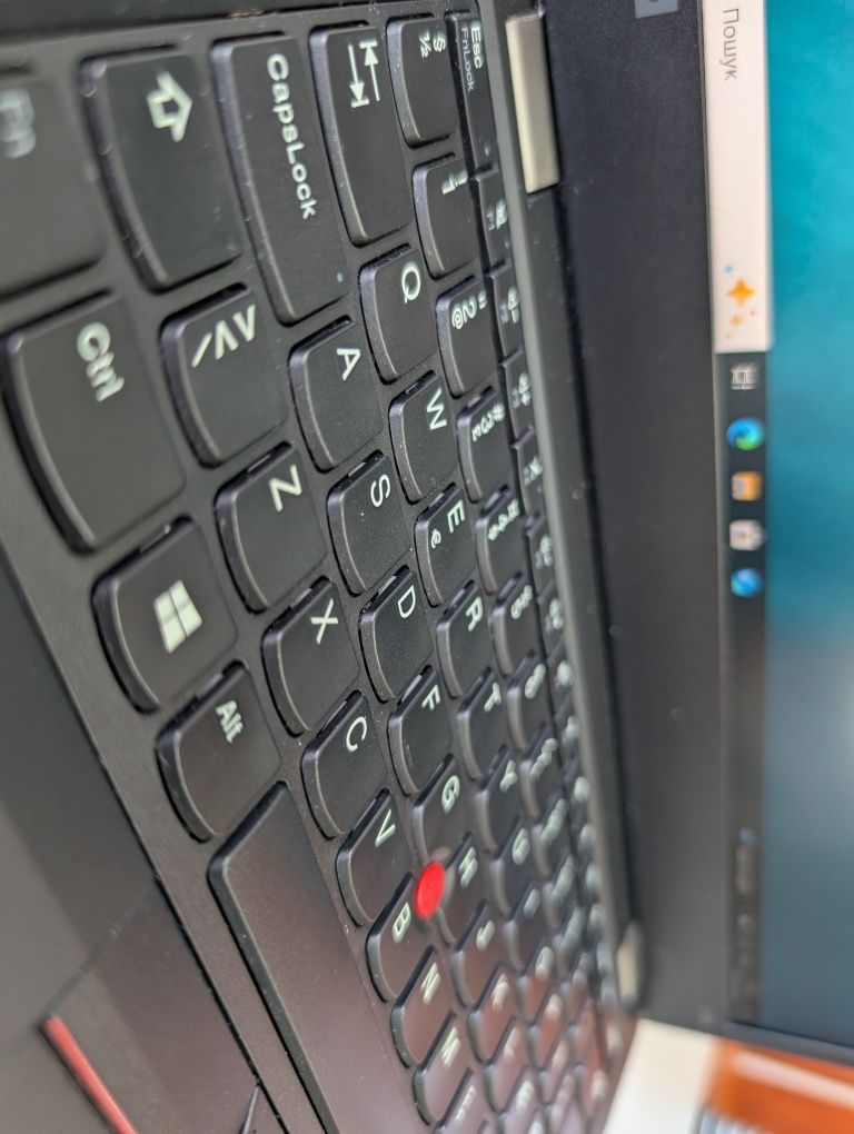 Компактний Ноутбук Lenovo ThinkPad L13/i5-10210U/8/256/FullHD/13"/IPS