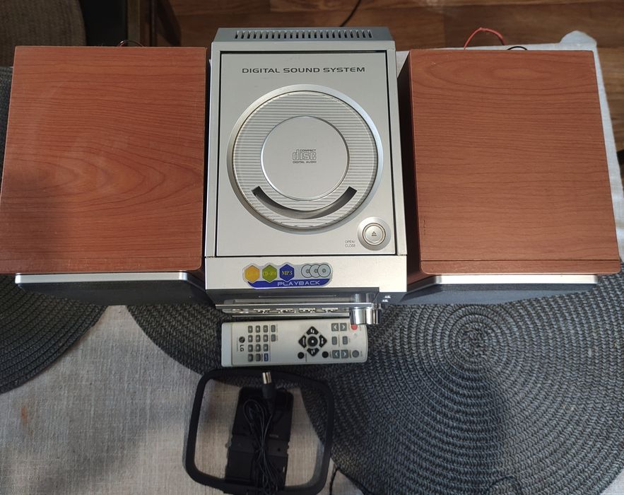 Музичний центр LG LX-M 145