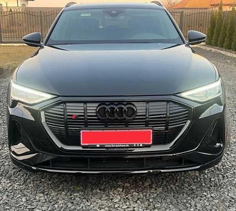 Капот та інші запчастини Audi Q8 e-tron розборка