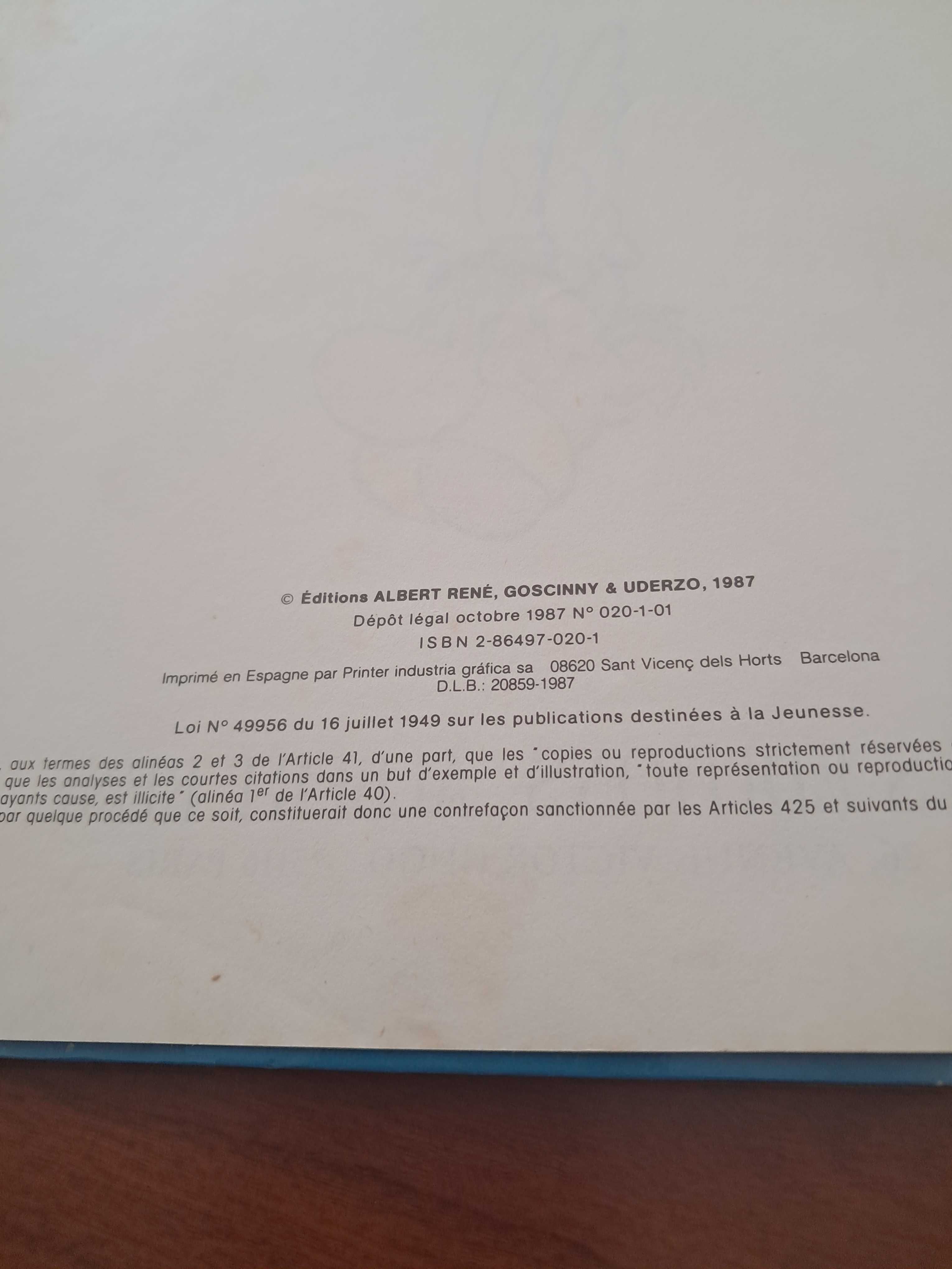 Lote 2 asterix em Francês.