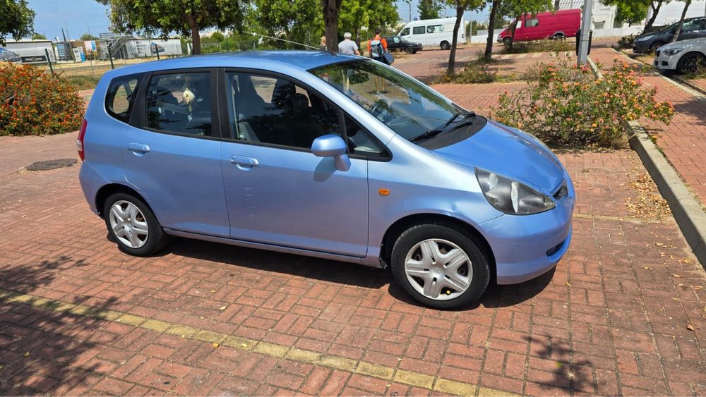 Honda Jazz 2002 – Económico, Fiável e Pronto a Andar