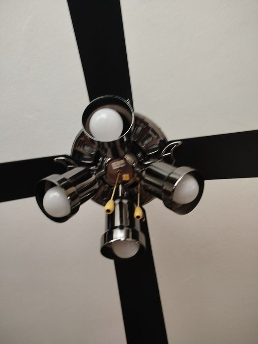 Lampa wiatrak żarówki E27