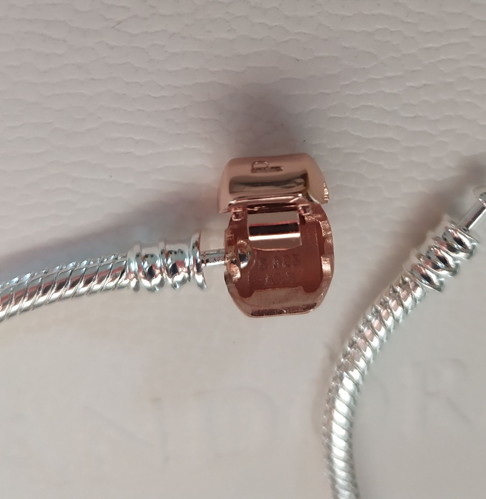 Bransoletka NOWA Pandora Moments + charms baletki pointy, komplet