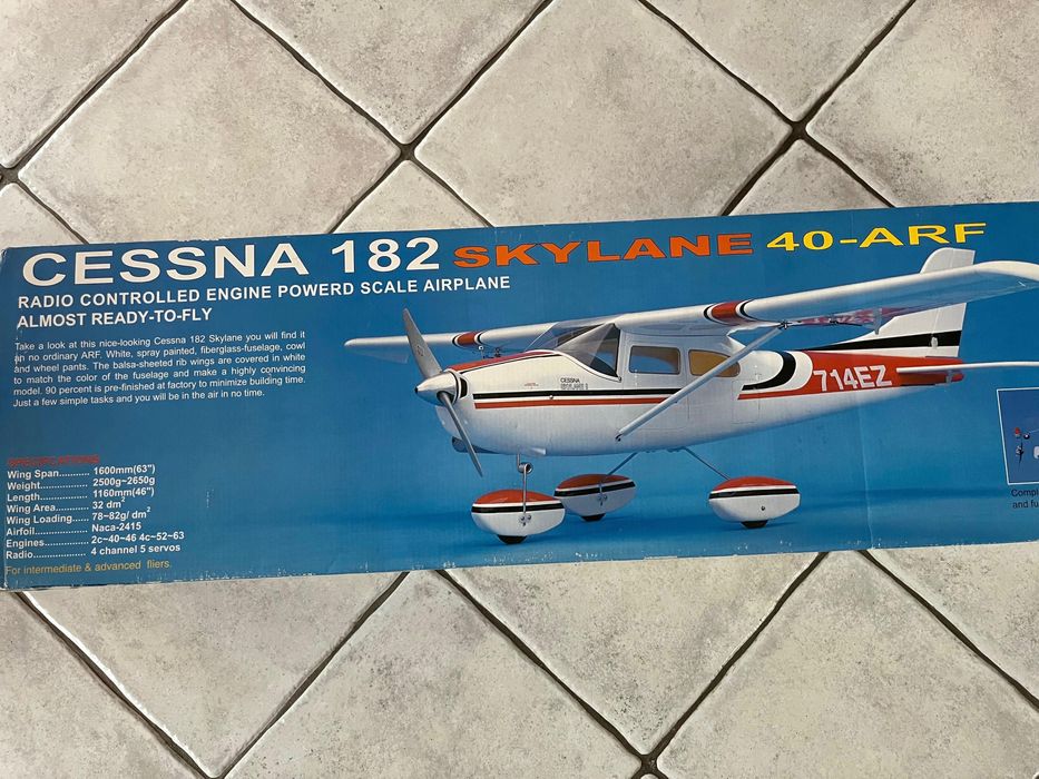 RC Cessna 182 Skylane 40- ARF model samolotu