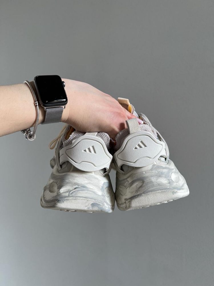 Adidas Vento XLG Deluxe Beige Grey