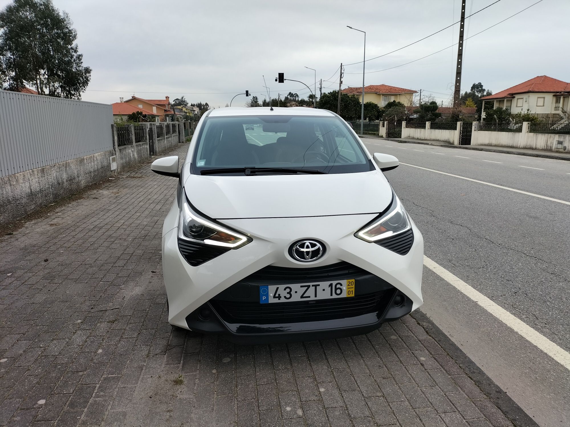 Toyota Aygo  5 portas Nacional