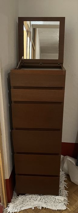 Camiseiro MALM IKEA