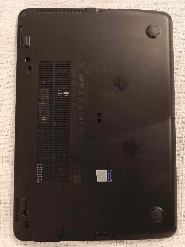 Laptop HP elitebook 840 G4 + stacja dokująca