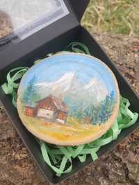 Magnes na lodówkę ręcznie malowany góry prezent+ pudełko