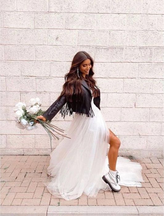 Спідниця-шлейф на весілля