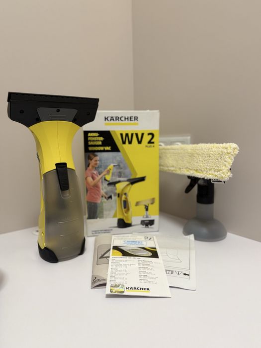 Kärcher WV2 Plus N жовтий — склоочисник, ідеальний стан