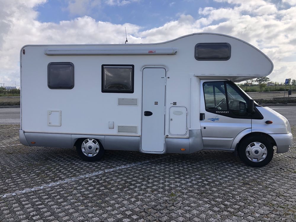 Rimor 6 dormidas cama feita