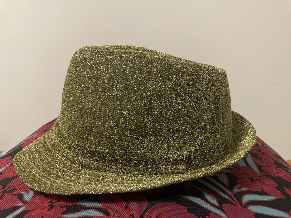 Nowy! Kapelusz złoty z opcją podswietlenia LED