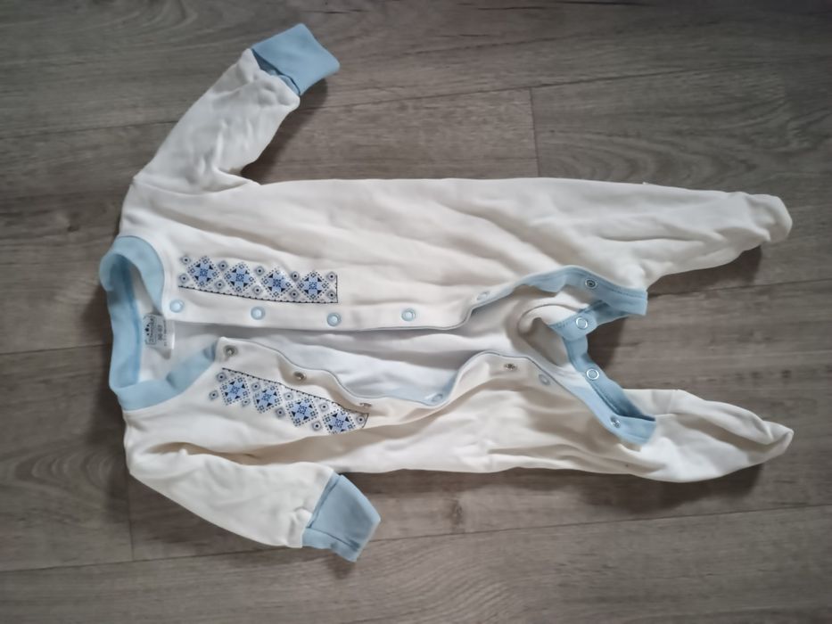 Бортики в дитяче ліжко, балдахін, тримач для балдахіна, подушки