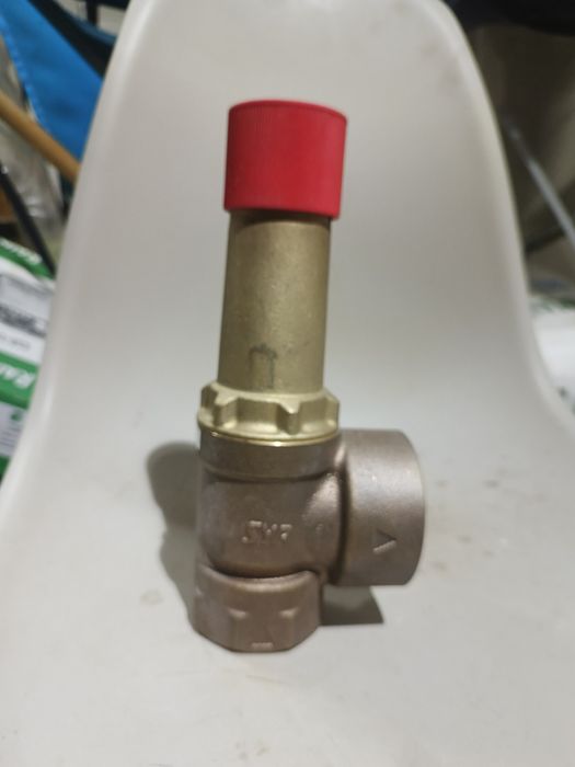 Zawór bezpieczeństwa Syr 6 bar 42mm