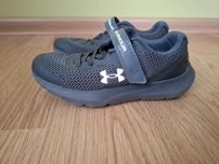 Кросівки Under Armor 33.5p