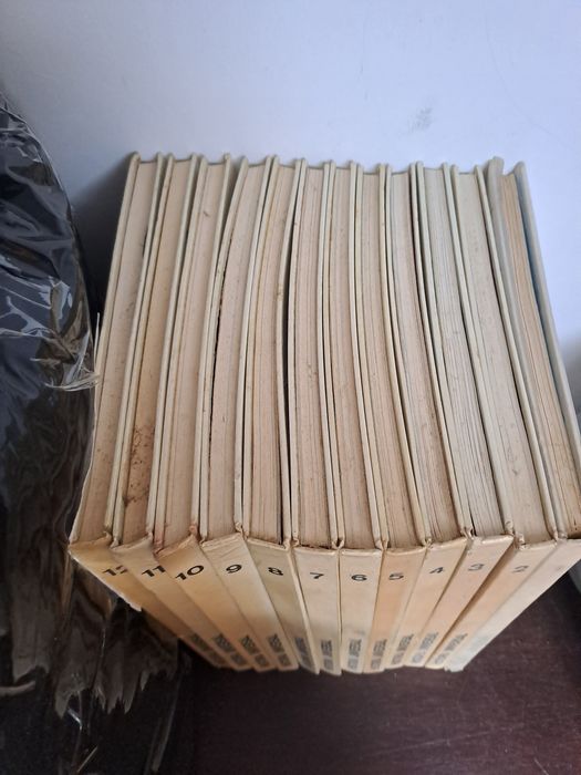 Coleção 12 livros antigos "História Universal" em Português