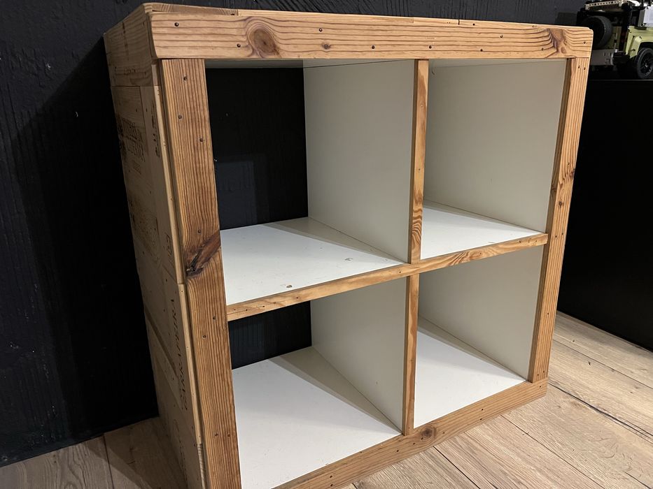 Secretária , cadeira , estante Ikea personalizada