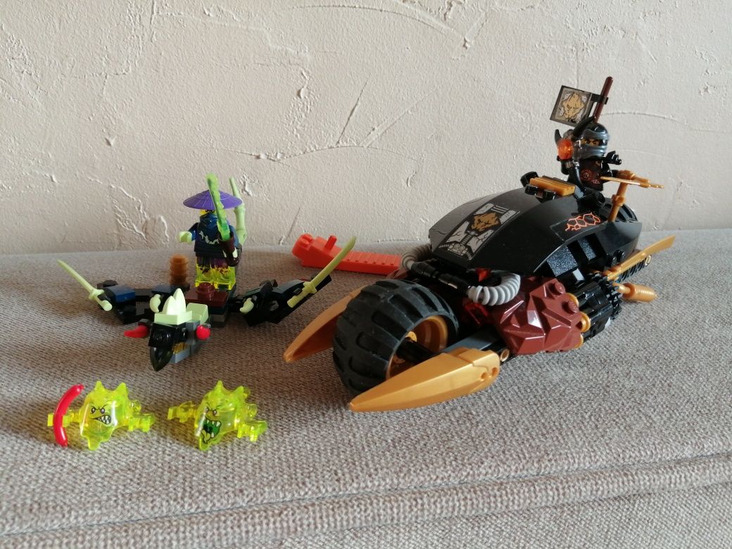 Lego Ninjago 70733 Motocykl Cole'a