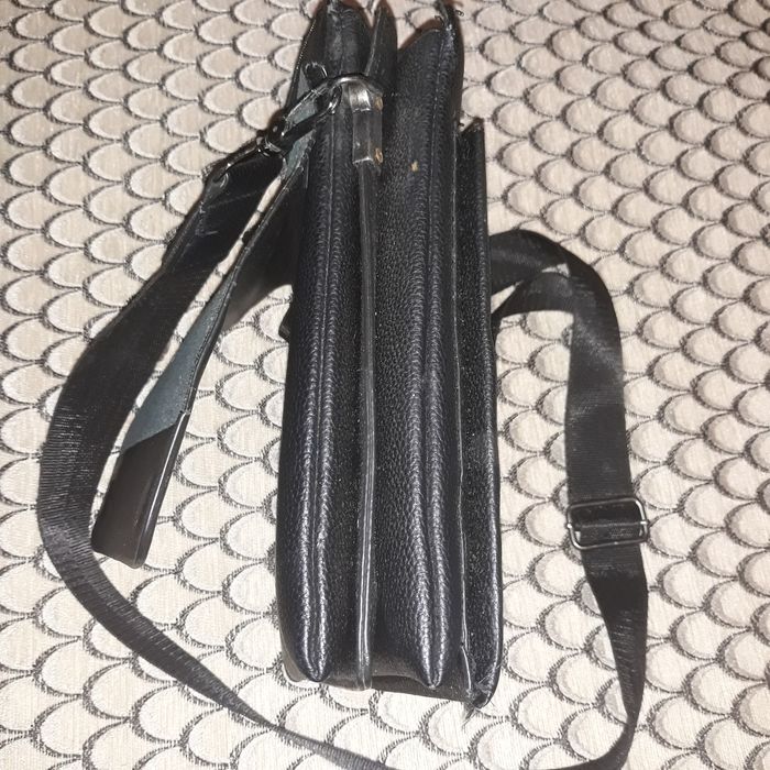 Продам  мужскую сумку планшетку