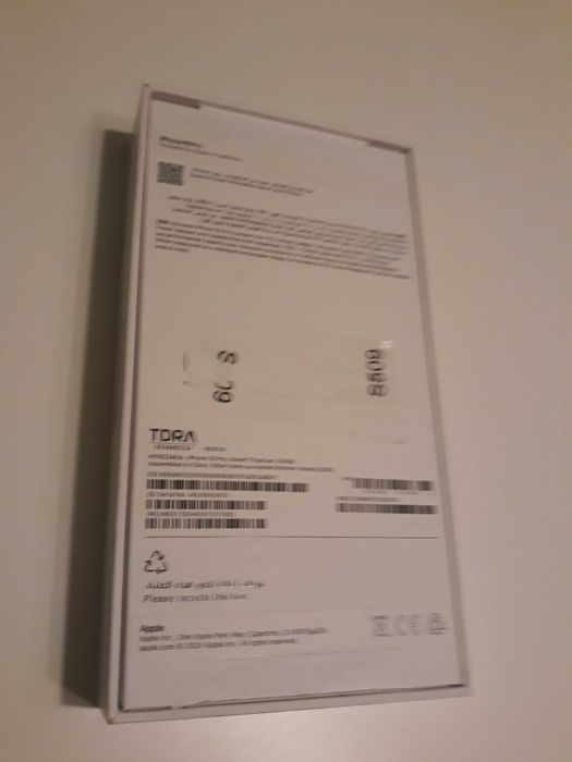 Pudełko do iPhone 16 Pro