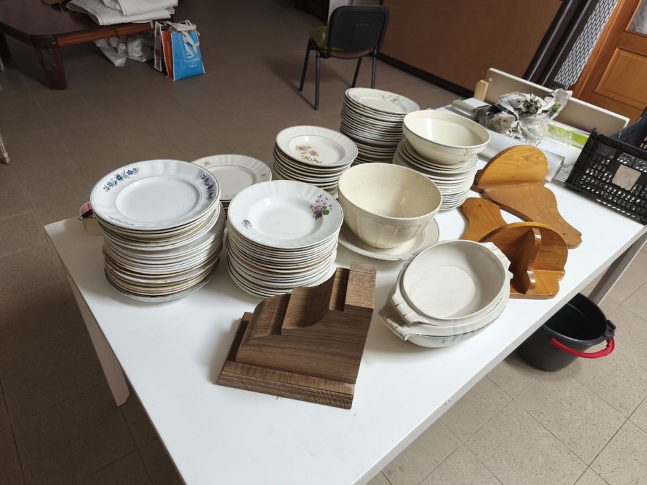 Lote com diversos artigos