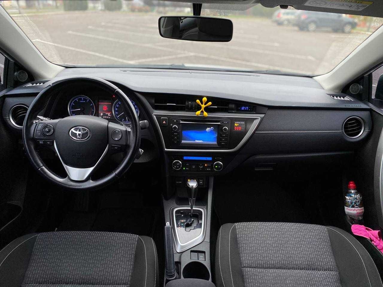 Авто Toyota Auris 2015р, 1.6 бензин, обмін [Перший внесок від 30%]