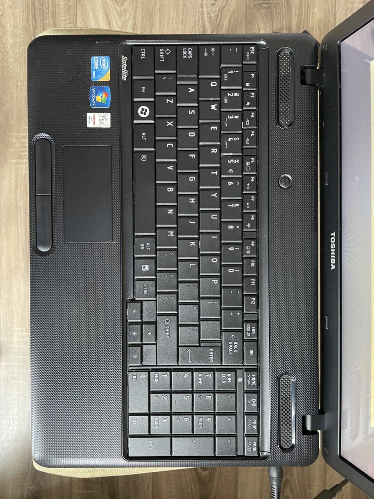 Laptop Notebook Toshiba Satellite c660 c660-108 i3 3gb ram win7