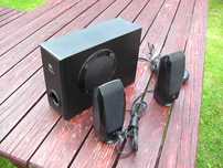 Głośniki i Subwoofer 2+1 Logitech + całe okablowanie i sterowanie