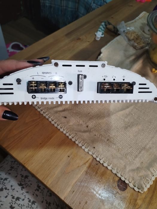 Amplificador blaupunk