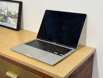 Macbook Pro 13" intel i7 16Gb 512Gb