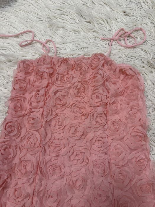 Стильна сукня з 3Д квітами