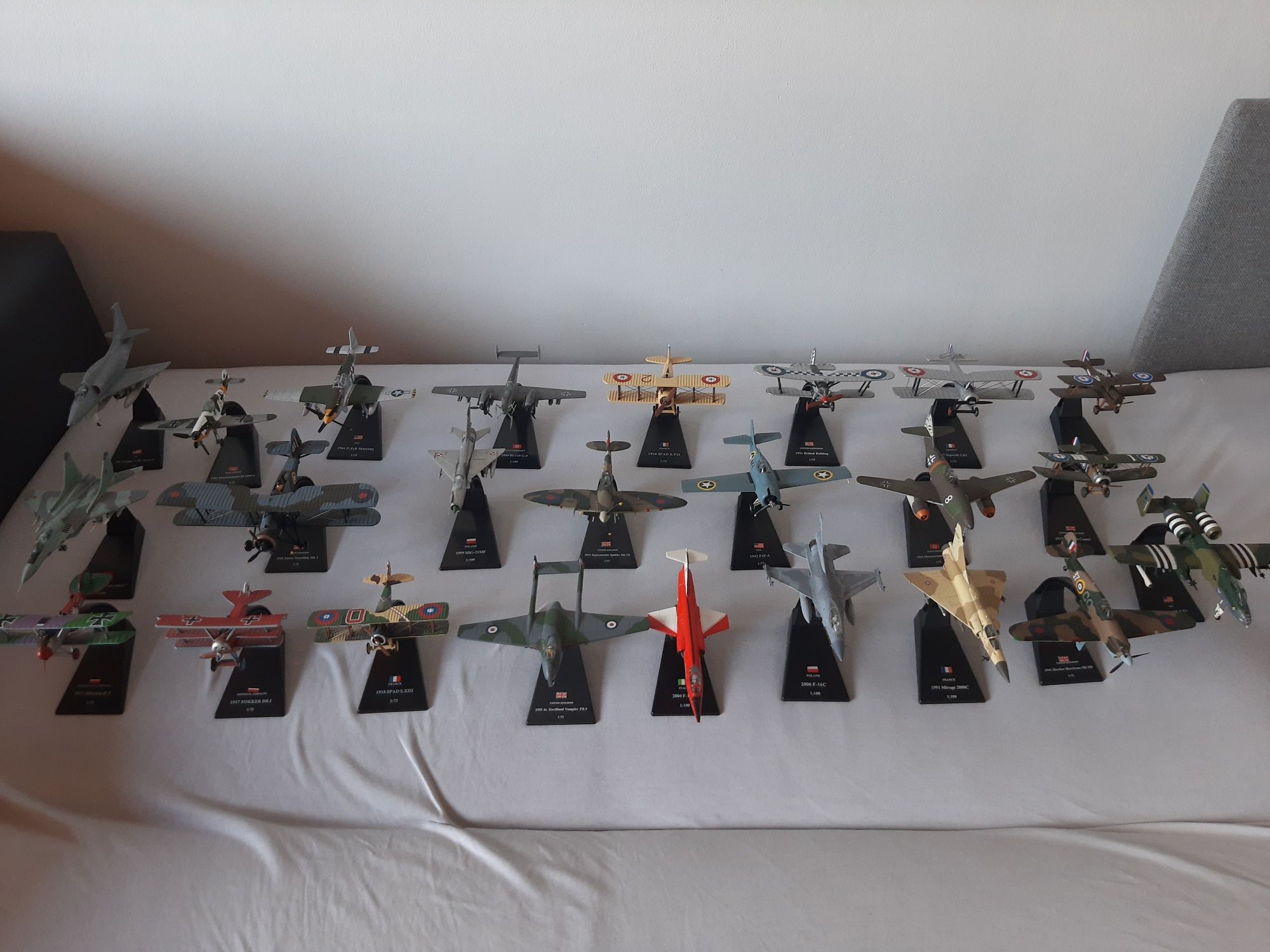 Kolekcja Modeli Samolotów amercom