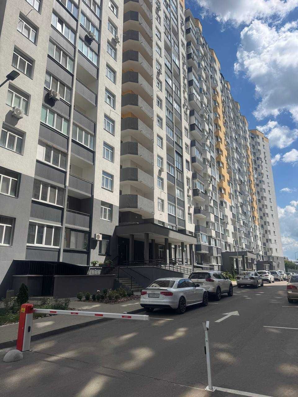 Продам  квартиру 91 м2,під бізнес,офіс , ЖК Атлант Петлюри 21 б,без %
