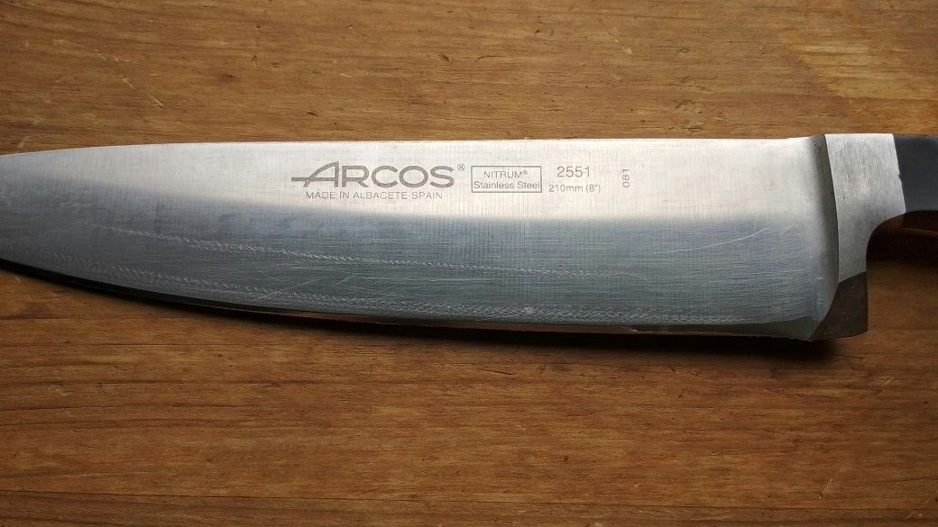 Продам нож Arcos.