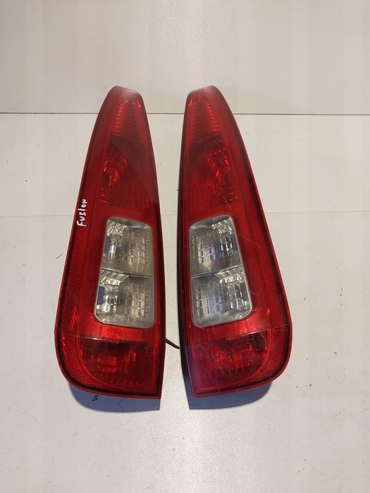 Ford fusion lift polift lampa tylna tył prawa lewa prawy lewy