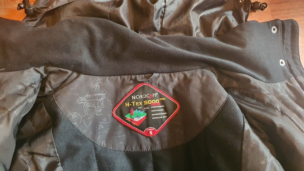 Kurtka Nordcapp wodoszczelna , turystyczna  w góry,nad morze S/M