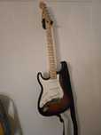 Fender Stratocaster Canhoto Esquerdina