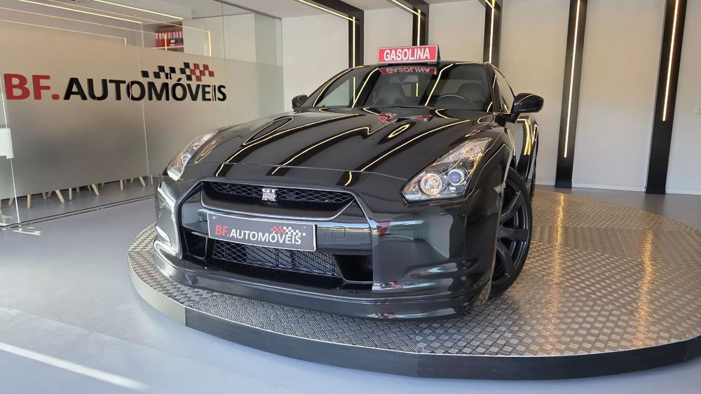 Nissan GT-R Black Edition